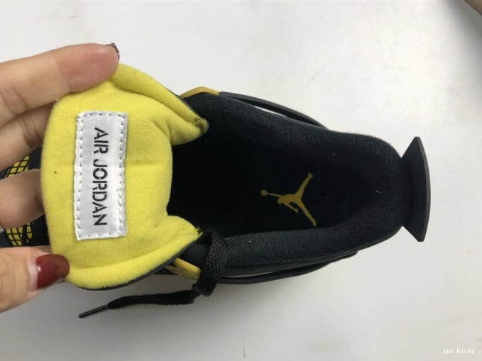 TopPick 4 1030 Retro Thunder 308497- Jordan Air 1230